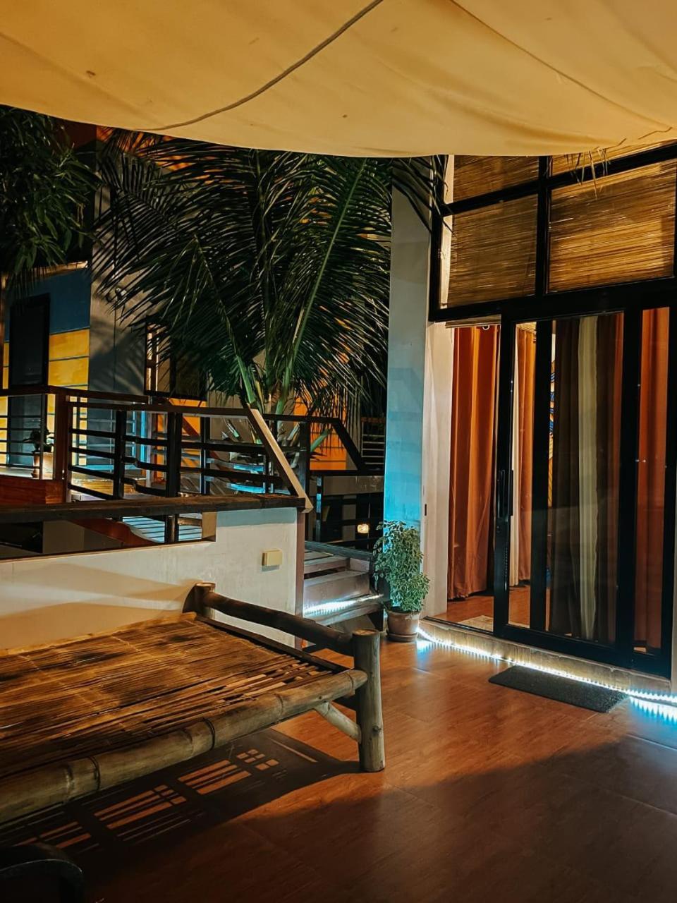 The Bistro House - Loft Unit - Vigan Apartment Exterior photo